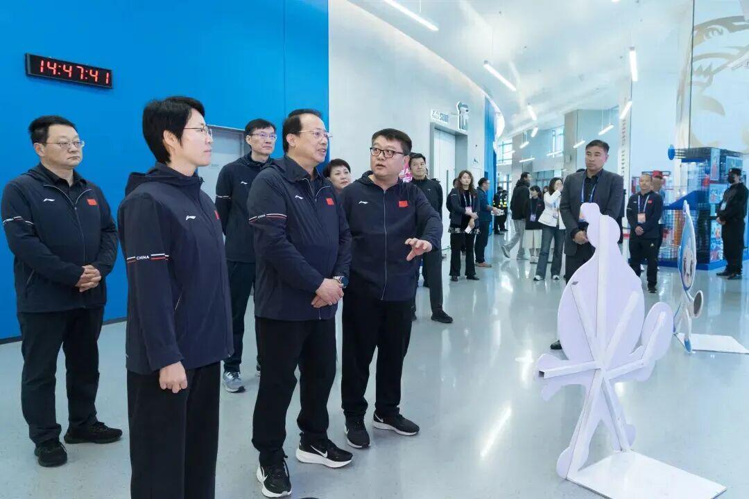 红土之王纳达尔生日快乐!