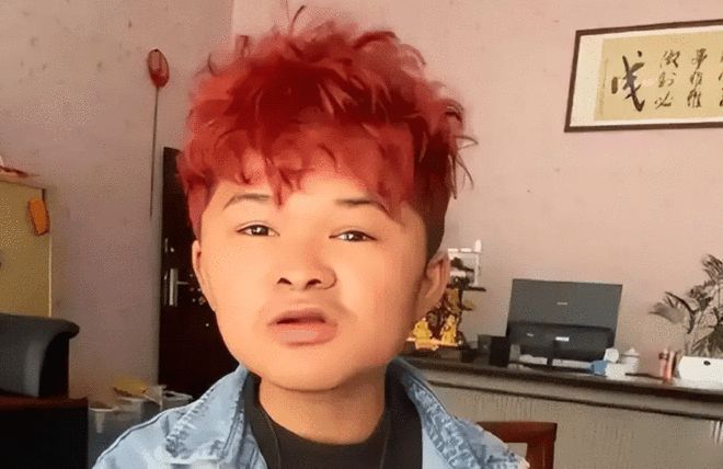 杨瀚森季前赛总结：存4大进步基本坐稳第三中锋 面临机遇与挑战