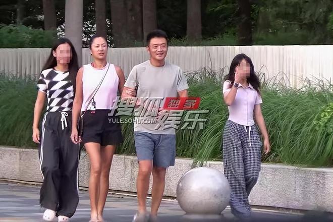 西班牙队各项赛事连续32场不败，为世界杯冠军球队最长纪录