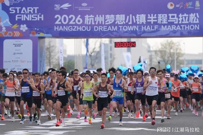 泰山队五外援出征上海,本土两名主力复出,王大雷因伤缺席