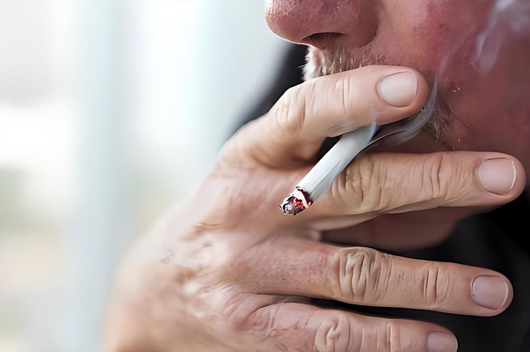 当饱受质疑的郑钦文遇上万众瞩目的伊埃拉