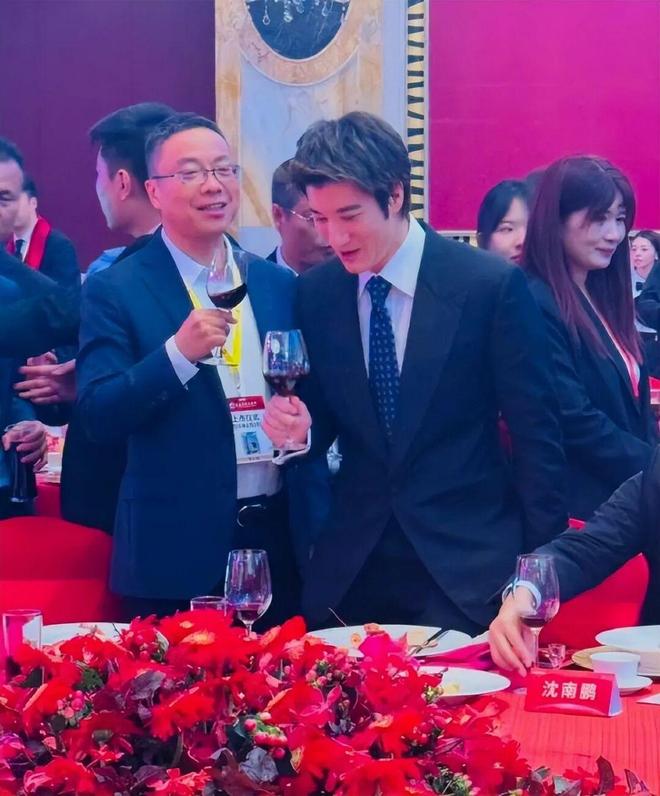 阿媒解读梅西与裁判交流内容:好好说话,别不尊重人