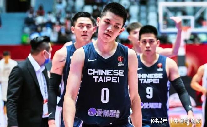 中国造“路虎卫士”首秀,路虎来了都犯迷糊!
