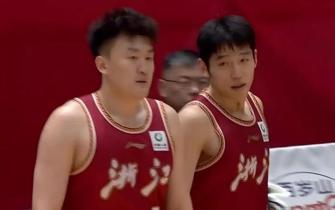 算盘打得精明!上海男篮这场比赛一举多得