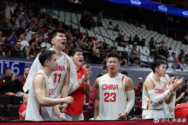 中国男篮三天两战!打完澳大利亚、荷兰,郭士强选出最终12人名单